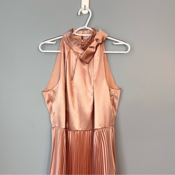 NWT ted baker satin bow neck pleated midi dress rose gold Size 8 spring wedding - Picture 4 of 15
